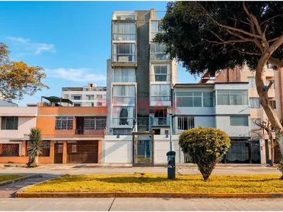 Venta Dúplex Familiar En San Miguel, 3 Habitaciones, 93 M² Y Cochera