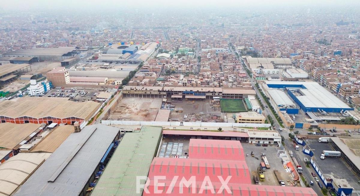 Venta de Local Industrial en Carmen - de - La - Legua - Reynoso - Callao 0 Dormitorio 