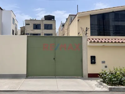 Terreno en venta · Mayorazgo Etapa Iii, Ate · 18 m²
