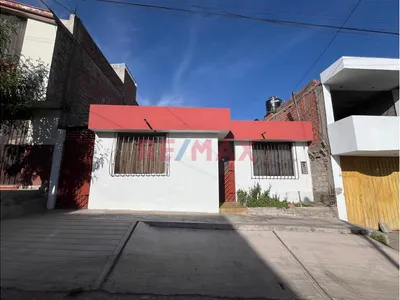 Casa  En Venta En Socabaya