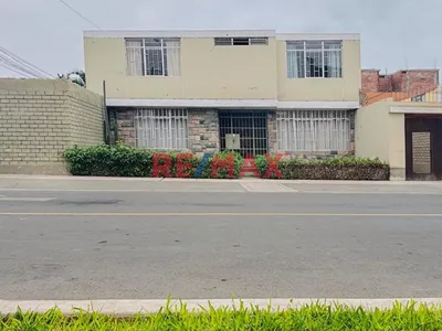 Venta De Casa En Esquina En Exclusiva Urbanización San Antonio En Bellavista