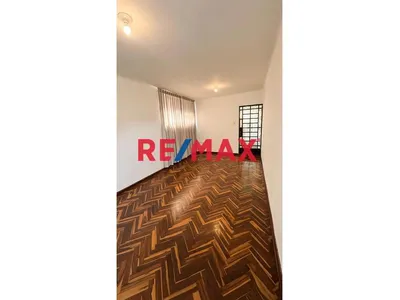 ¡El Espacio Perfecto Para Tu Familia O Éxito Profesional! 🏡✨ Departamento De 70 M² Con Conectividad Total En El Rímac.
