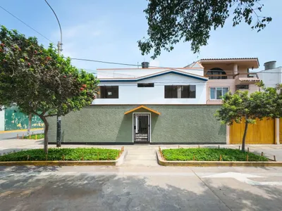 Venta de Casa en San Borja - Lima 4 Dormitorios