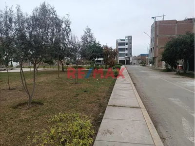 Vendo Excelente Terreno En Esquina En Urb Villa Verde 3Era Etapa -Pachacamac