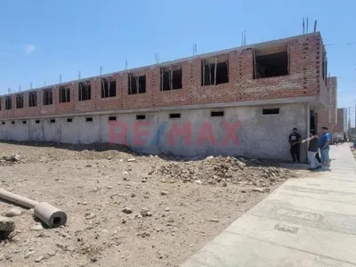 Venta de Local Comercial en - Barranca 0 Dormitorio 
