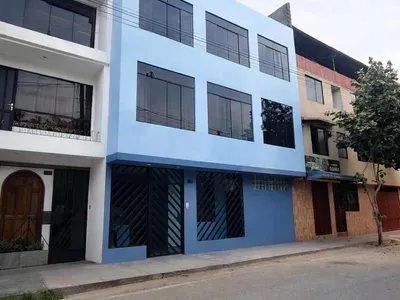 Alquiler de Oficina en Lurigancho - Lima 20 Dormitorios 