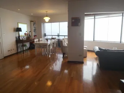 Departamento en venta · Calle Tomas Edison, San Isidro · 180 m², 3 dorm.