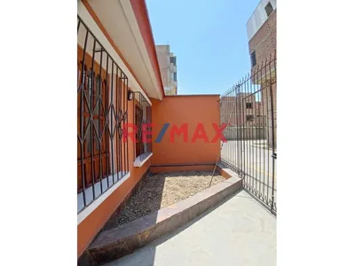 🏡 ¡Tu Hogar Ideal En Monserrate! Casa De 3 Pisos A Pasos De Parque