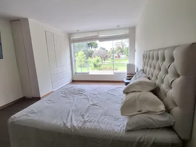 Venta de Casa en Santiago de Surco - Lima 5 Dormitorios 