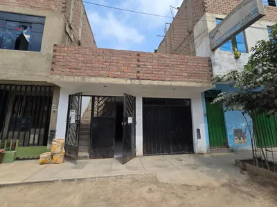 Venta de Casa en Los Olivos - Lima 4 Dormitorios 