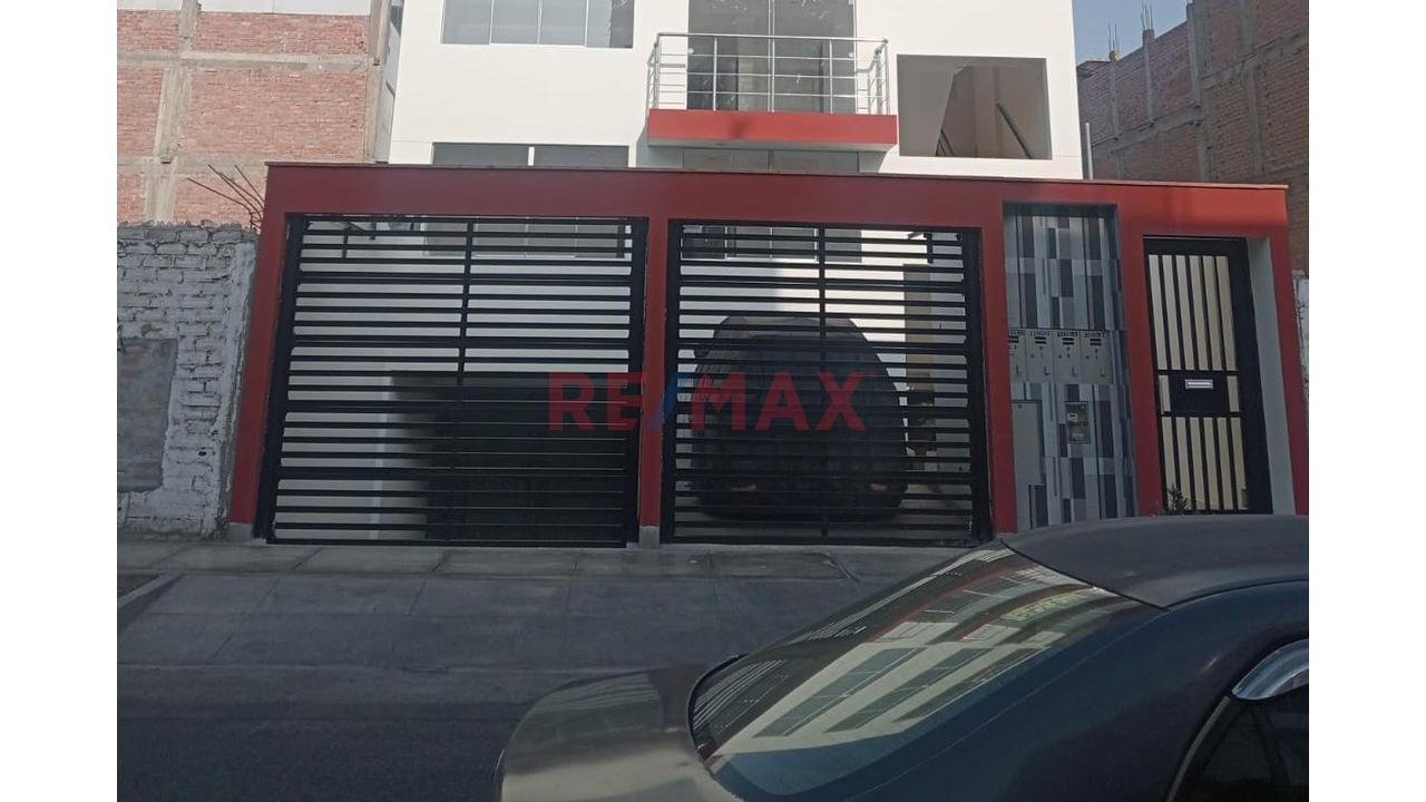 Vendo Estacionamiento En Santiago De Surco
