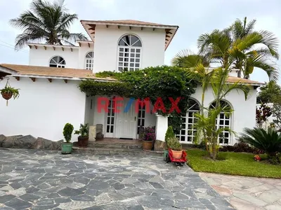 Venta de Casa en Chorrillos - Lima 5 Dormitorios 