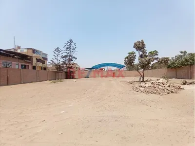 Terreno en venta · Av San Juan 171, Puente Piedra · 102 m²