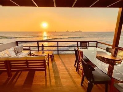 Venta de Casa en Punta Hermosa - Lima 3 Dormitorios