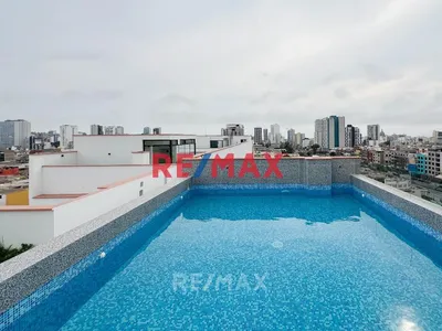 Se Vende Exclusivo Departamento En 2Do Piso Con 2 Cocheras Y Deposito (Como Nuevo)