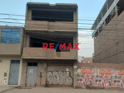 Venta De Casa En Av. Comercial Carabayllo