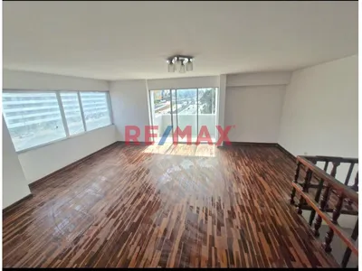 Se Vende Departamento Duplex En Mirafolores