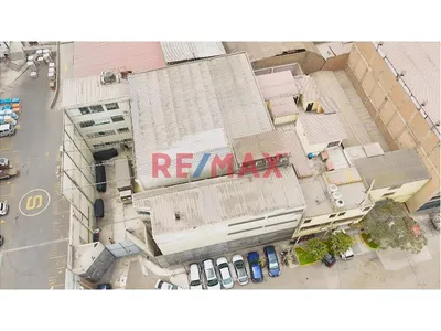 Se Alquilan 223.40 M2 En Ate - 2 Pisos Multifuncionales / Coworking Industrial