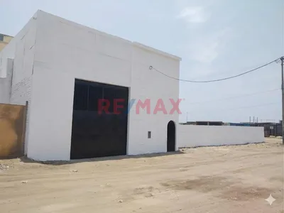 Casa Comercial En Villa El Savador
