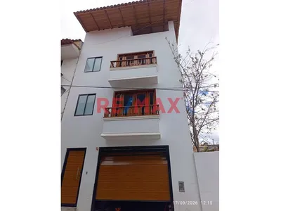 Oportunidad Unica, Venta De Casa | 3 Pisos Estreno En El Centro De Cajamarca | Area Construida 147.28M2 | $ 115,000 Dolares