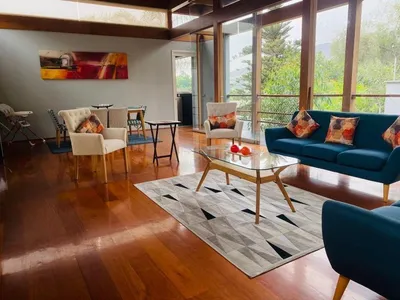 Casa en venta · Jirón Ontario, La Molina · 450 m², 5 dorm.