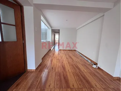 🌟 ¡Tu Próximo Hogar A Un Paso Del Parque Media Luna! 🌟 De 93M2