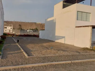Terreno en venta · Asia · 180 m²