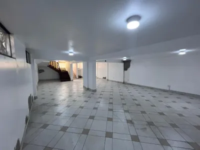 Alquiler de Casa en Ate - Lima 5 Dormitorios 