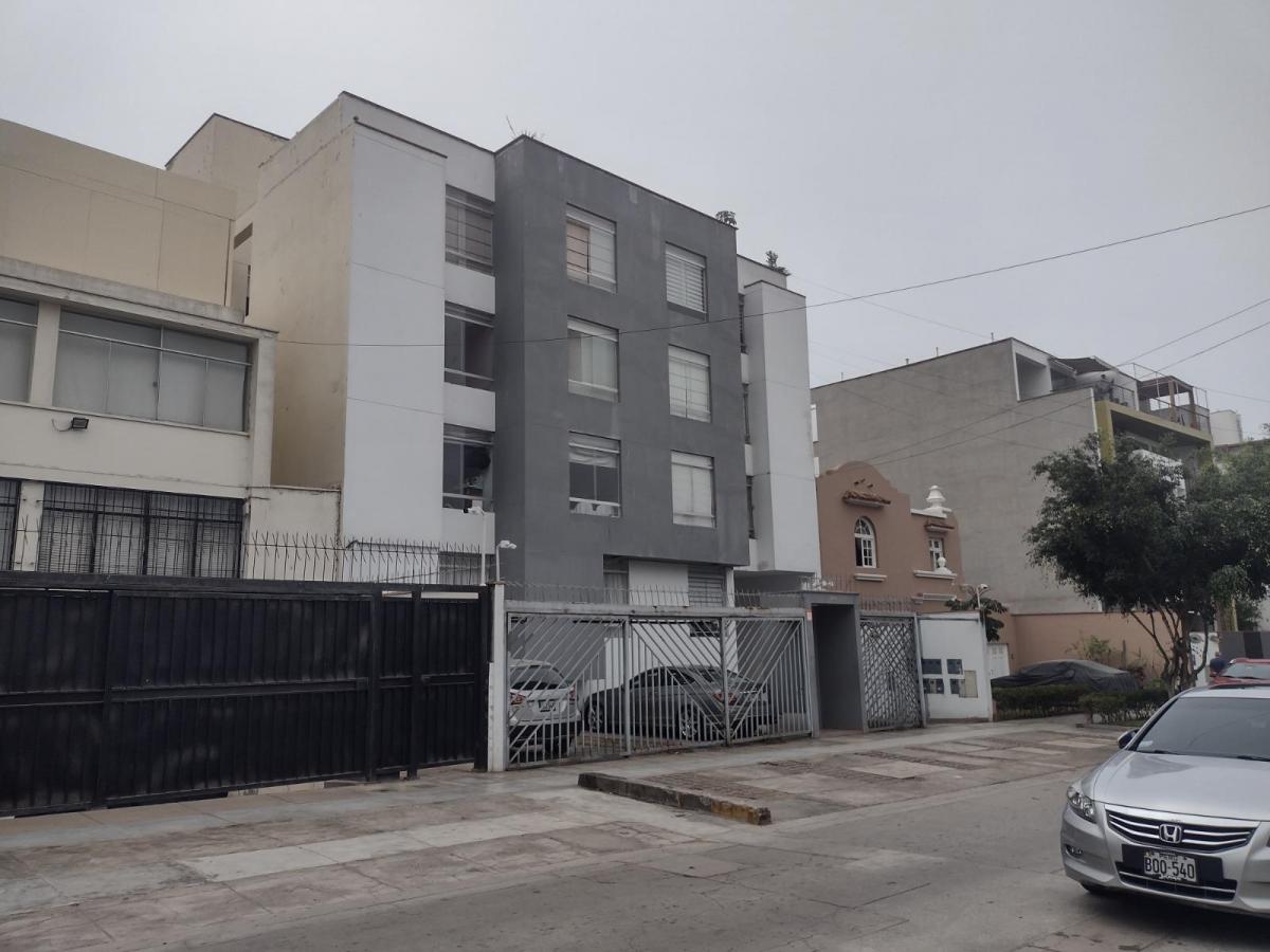 Venta de Departamento en Magdalena - del - Mar - Lima 3 Dormitorios 