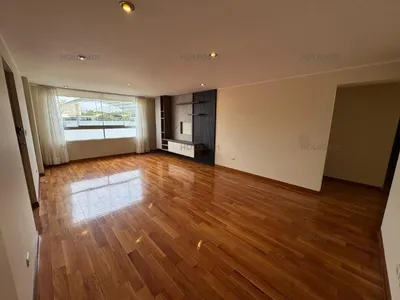 Venta de Departamento en Santiago de Surco - Lima 3 Dormitorios