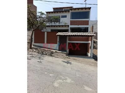 Hermosa Casa En Venta, En Chosica