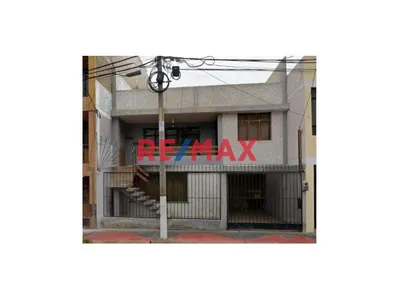 Amplia Propiedad En Venta – Excelente Ubicación En Urbanización Ilo