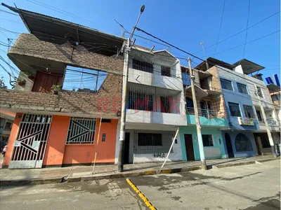 Venta De Casa 4 Pisos Sin Acabados En Laredo