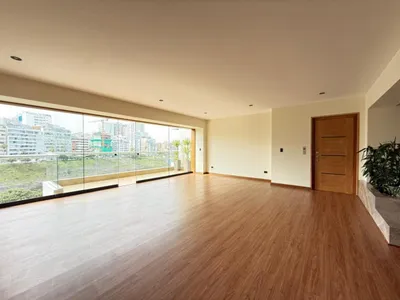 Venta de Departamento en Miraflores - Lima 3 Dormitorios