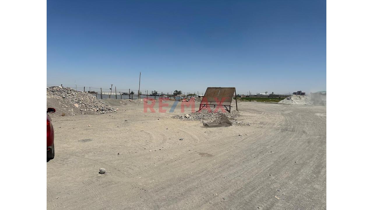 🚛 ¡10,000 M² En Alquiler En Cerro Colorado!