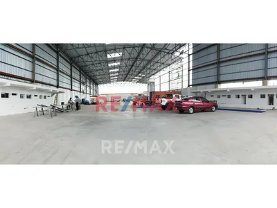 Alquiler De Almacen O Local Comercial En Santa Anita 2463 M2