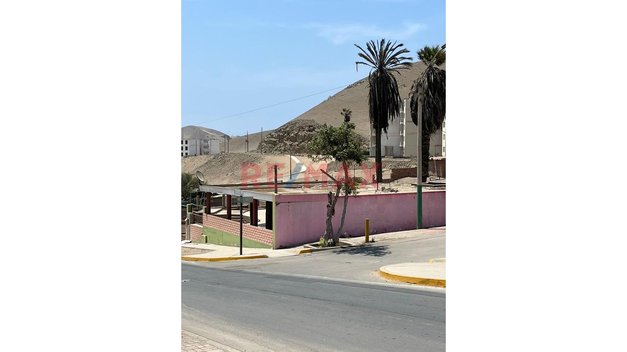 Venta De Amplio Terreno De  2,520 M2 Para Inversion