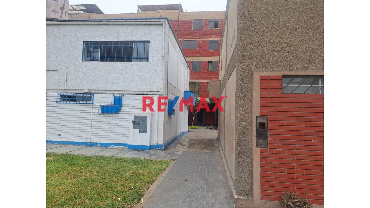 Se Vende Local En La Mejor Zona Comercial De Los Proceres