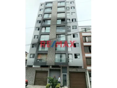 Vendo Departamento 69M2. Zona Residencial. Limite Con San Borja