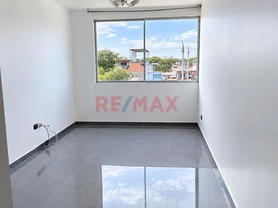 Venta De Departamento - Urb Los Parques De Piura A Escasos Minutos De La Municipalidad Distrital Veintiseis De Octubre A Espaldas De Precio Uno