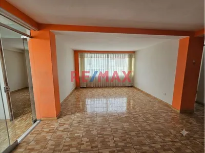 Anticresis De Departamento Con 4 Habitaciones