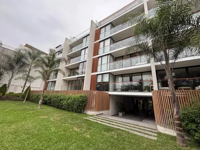 Venta de Departamento en Santiago de Surco - Lima 3 Dormitorios