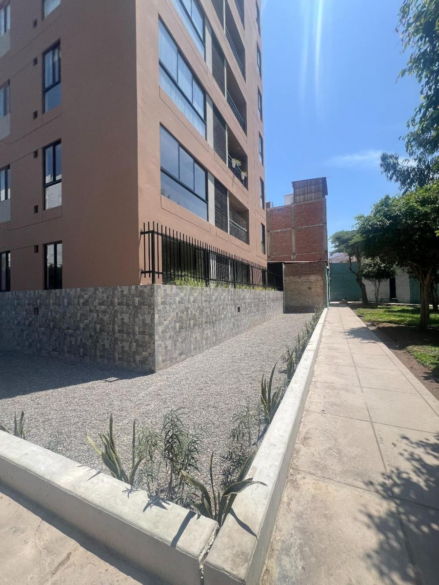 Venta de Departamento en Surquillo - Lima 3 Dormitorios 