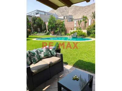 Venta De Hermosa Casa En La Planicie