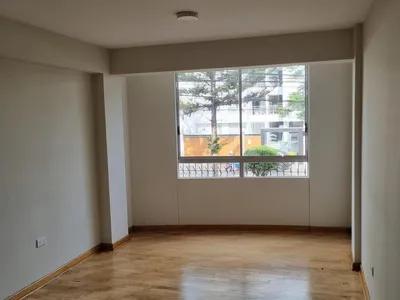 Departamento en venta · Av Andres Razuri 357, San Miguel · 72 m², 3 dorm.