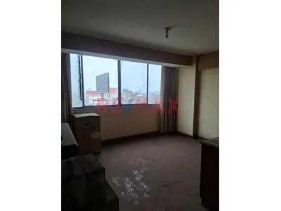 Oficina De 31 M² En Excelente Ubicación – Jr. Ayacucho Con Av. Grau