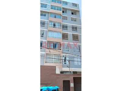 Ocasion Venta De Un Departamento Triplex  179M2 En Distrito Huacho Provincia Huaura