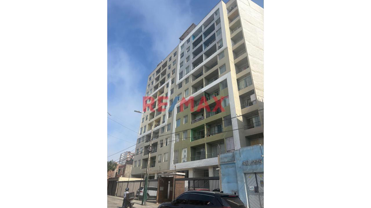 ¡Oportunidad Por Viaje!   Departamento De 2 Dormitorios En Magdalena