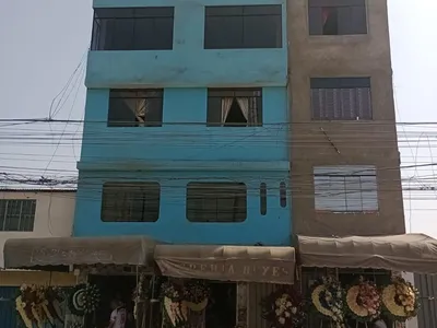 Venta de Casa en Comas - Lima 18 Dormitorios 