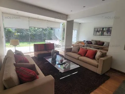 Alquiler de Casa en La Molina - Lima 4 Dormitorios 